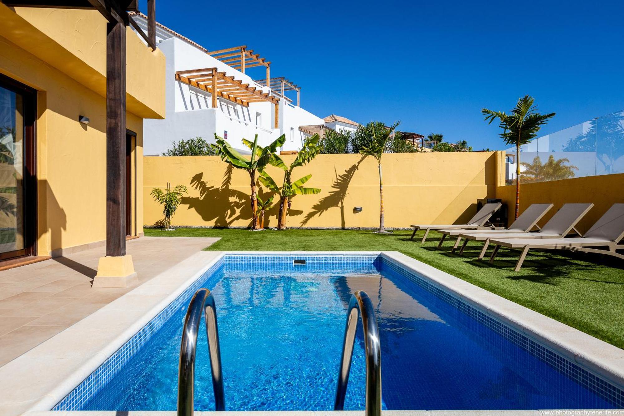 Villa With 4 Bedrooms And Private Heated Pool サンミゲル・デ・アボナ エクステリア 写真