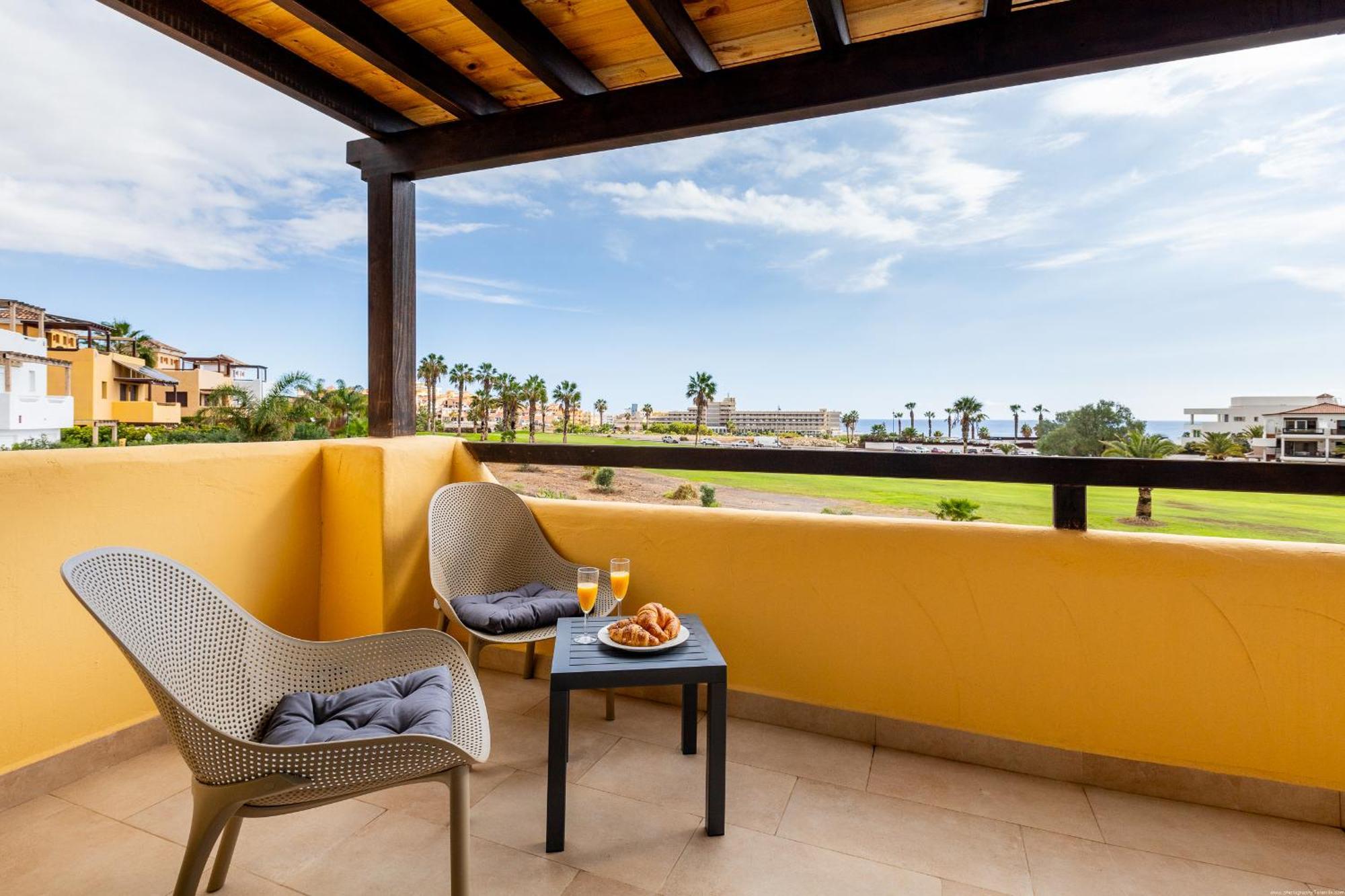 Villa With 4 Bedrooms And Private Heated Pool サンミゲル・デ・アボナ エクステリア 写真