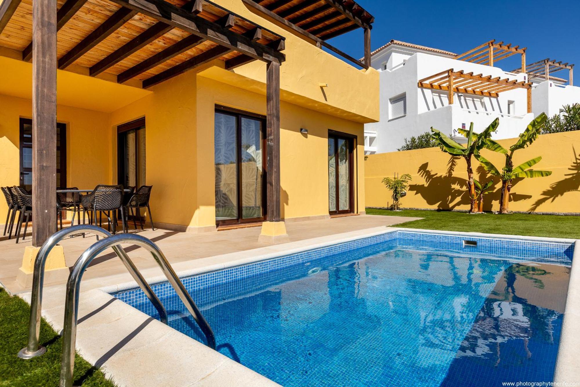 Villa With 4 Bedrooms And Private Heated Pool サンミゲル・デ・アボナ エクステリア 写真