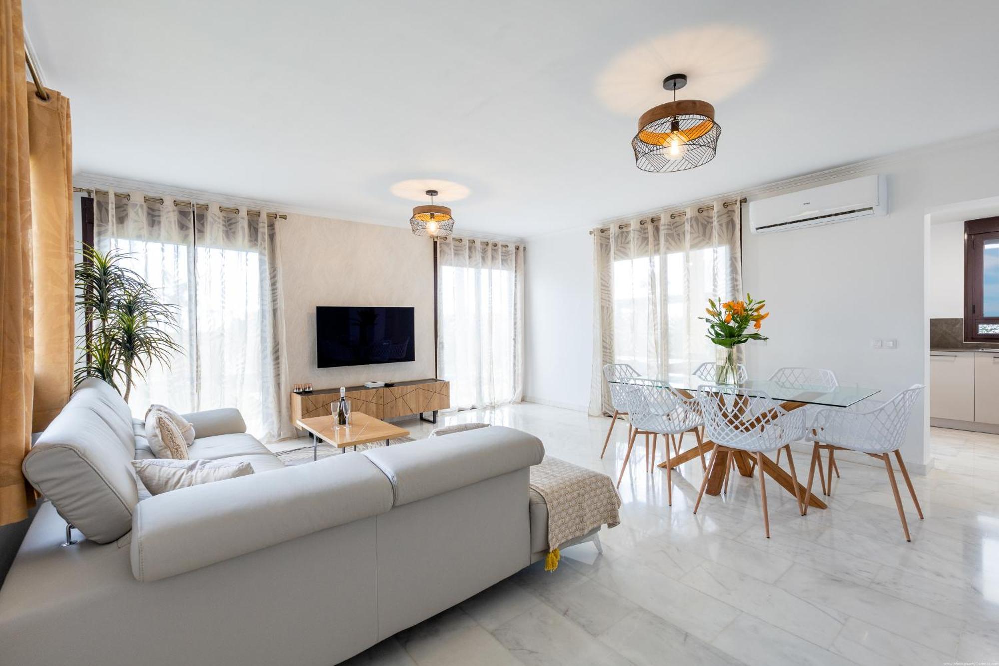 Villa With 4 Bedrooms And Private Heated Pool サンミゲル・デ・アボナ エクステリア 写真